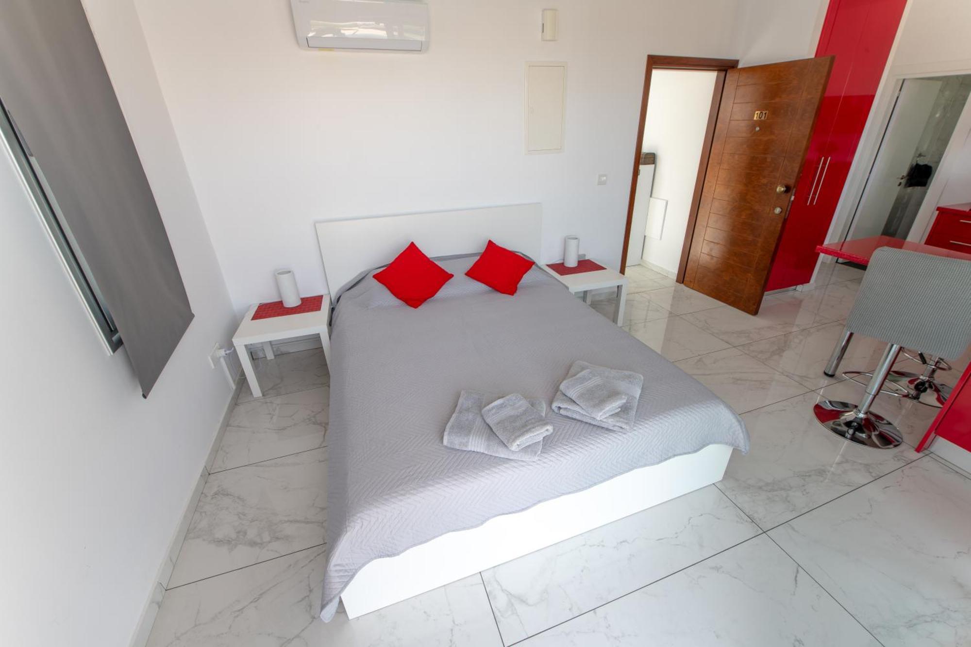 Dream- Downtown-Studios Paphos Exterior foto